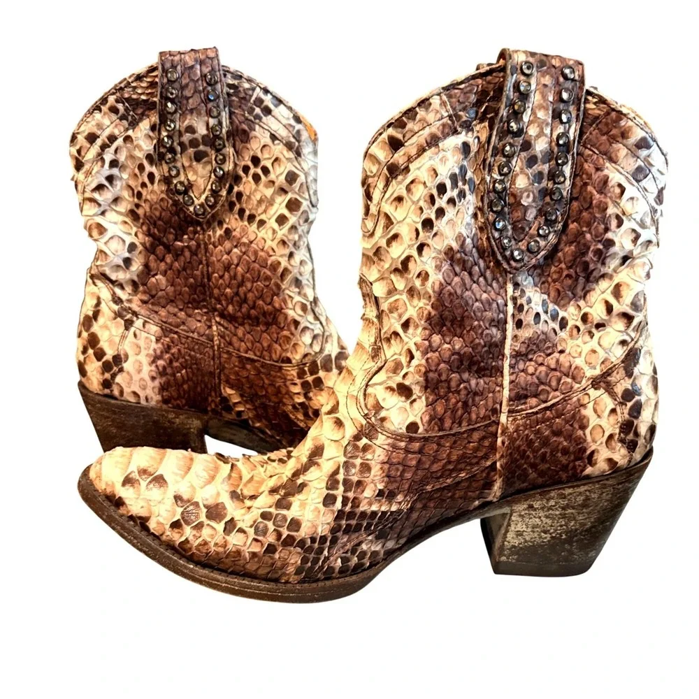 Old Gringo python snakeskin